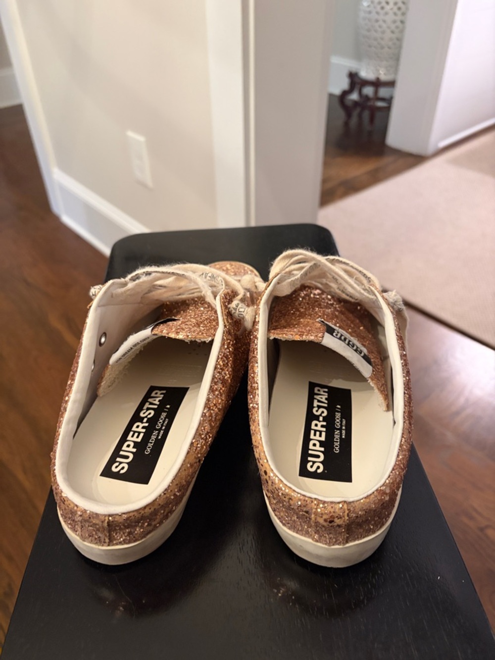 GOLDEN GOOSE Low-Top Sneakers in Rose Gold - Picture 3 of 4
